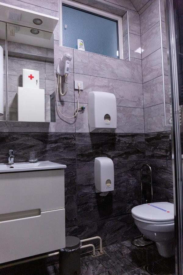 Spa Apartment Nalis Nis Bagian luar foto