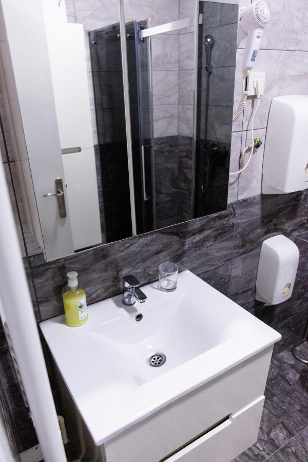 Spa Apartment Nalis Nis Bagian luar foto